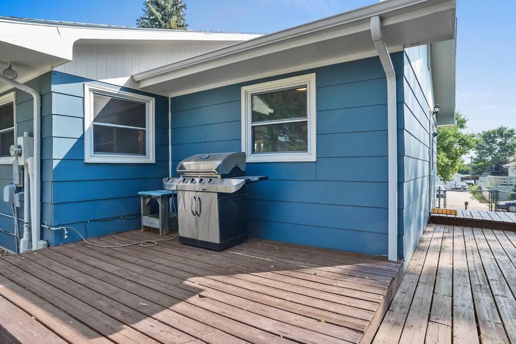 Roomy 5 Bed 3 Bath Fire Place Large Outdoor Space Rapid City Luaran gambar